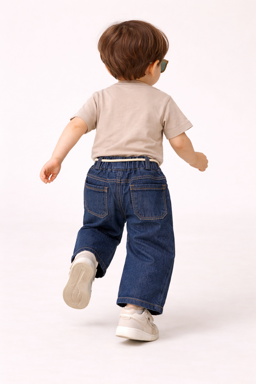 Unisex Baggy Denim Jeans – Graffiti Print Elastic Waist Jeans for Kids - Image 3